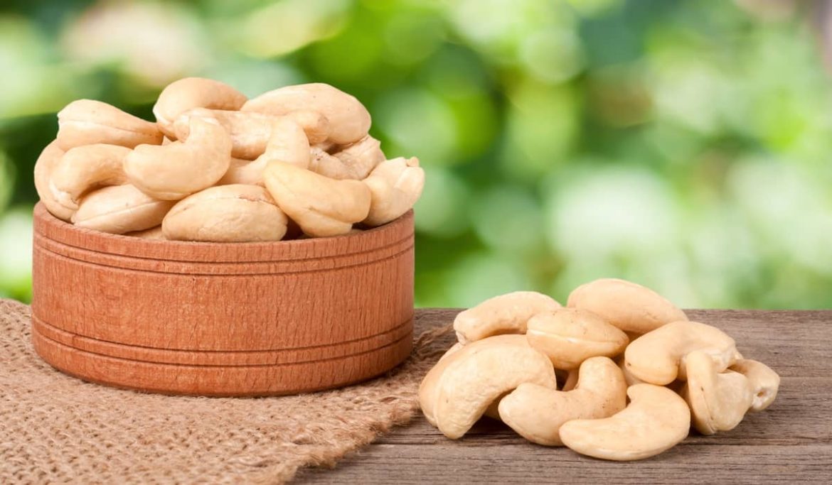 Cashew Price + Benefits