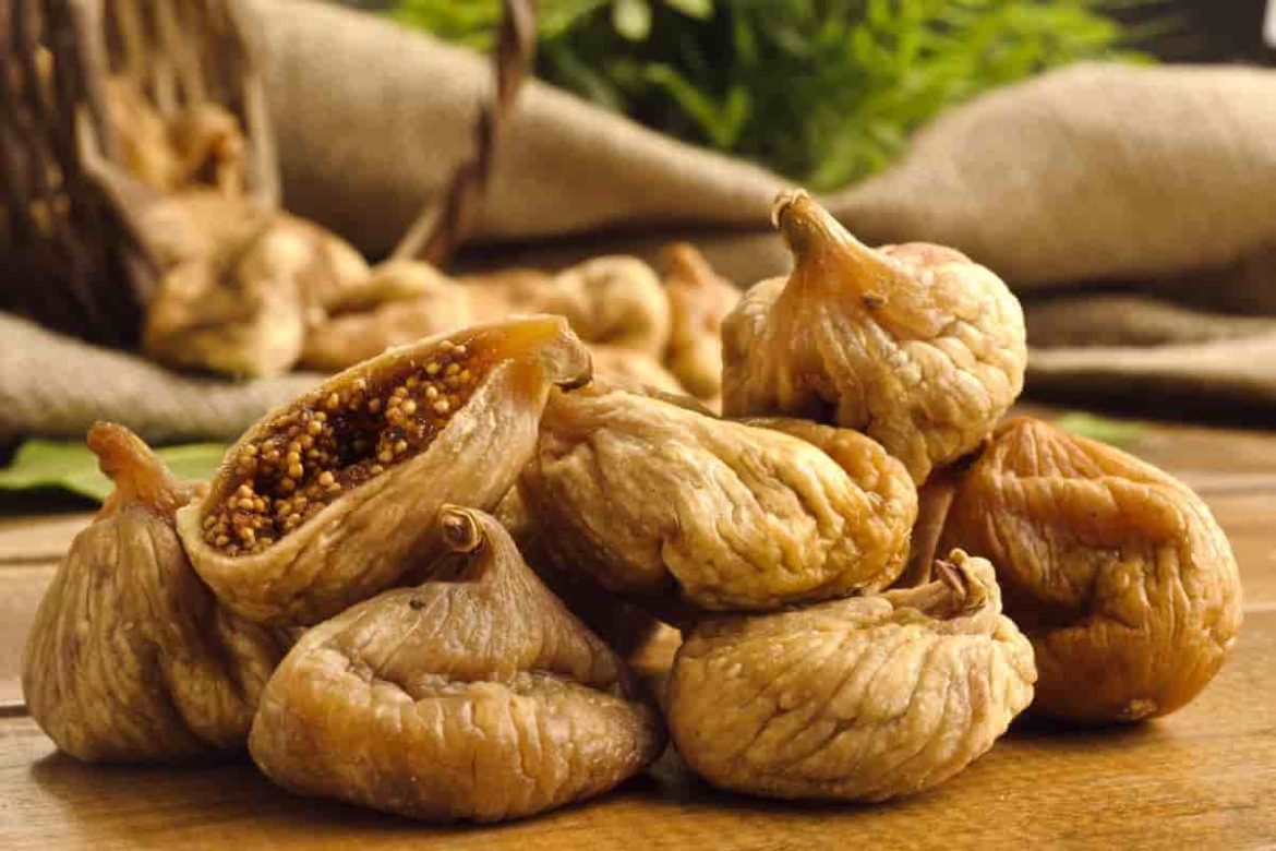 benefits of eating dry figs on empty stomach