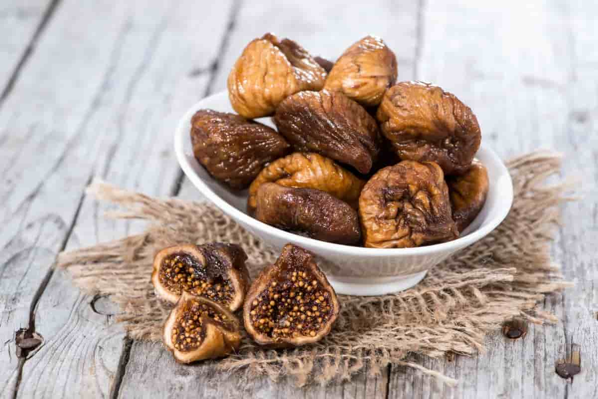  benefits of eating dry figs on empty stomach 