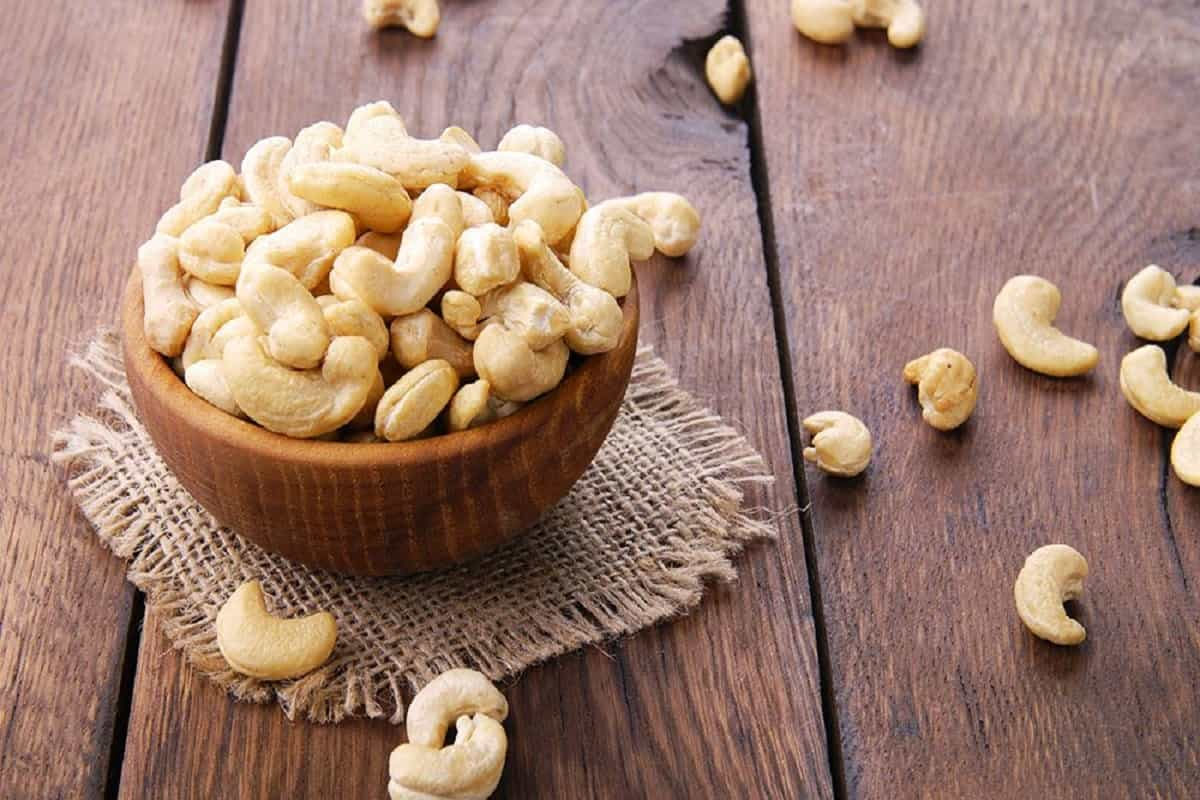  Cashews Per Pound (Acajou) Contains Protein Fiber Anti Diabetic Useful Fat Source 