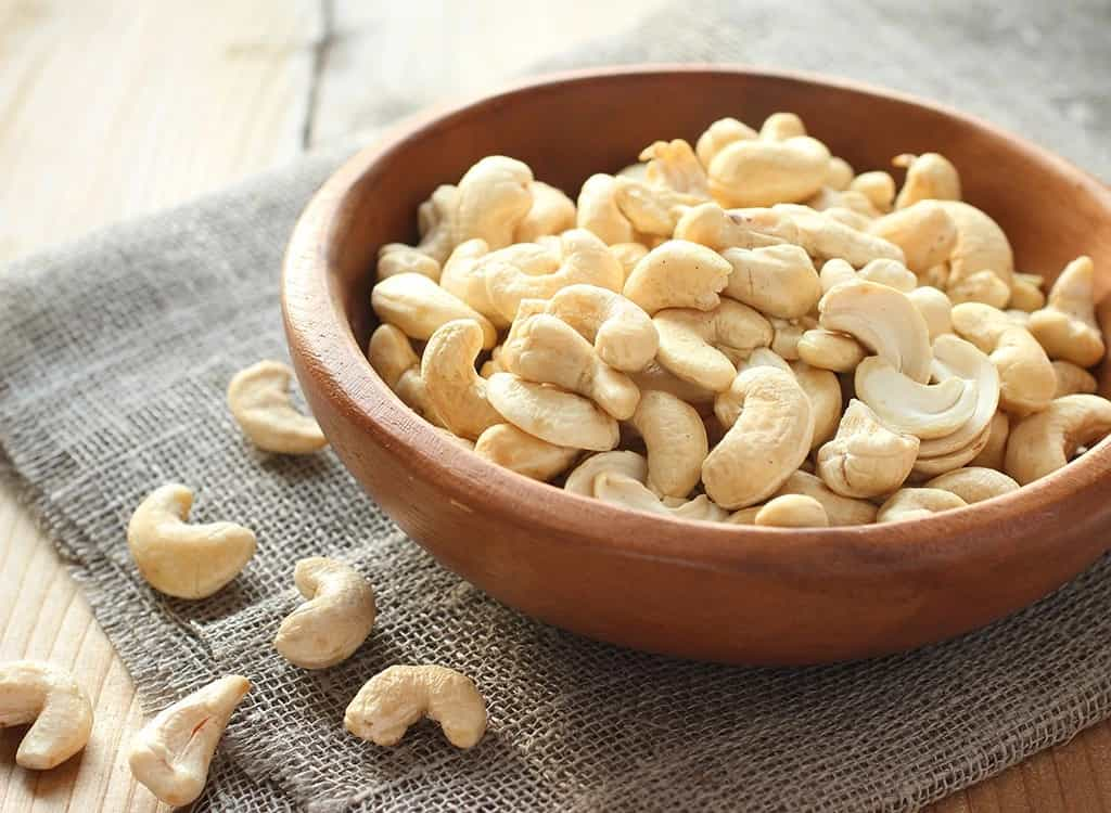  1 Kg Cashew in Goa (Anacardium Occidentale) Fiber Protein Saturated Fat Source 