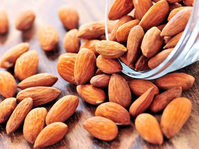 Almond fruit 