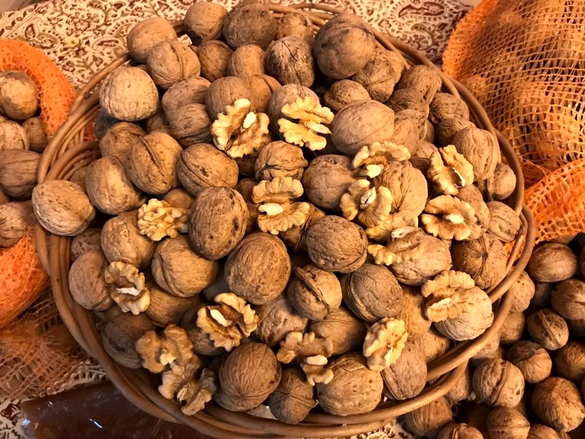 whole unshelled walnuts