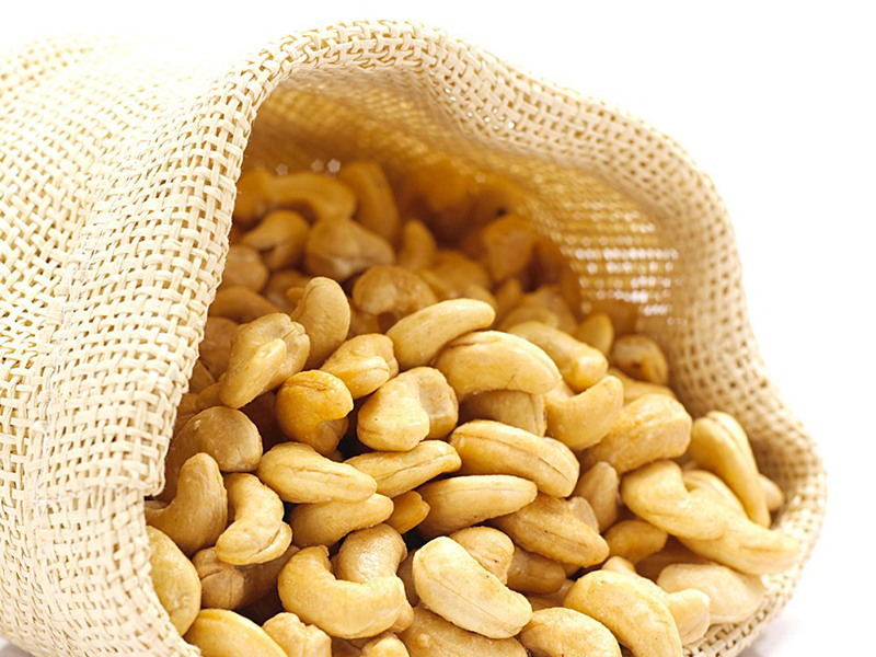 cashew nut buyers in europe